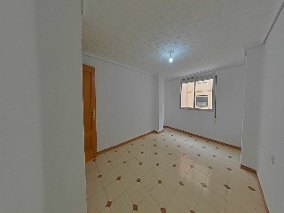 Piso en C/ Benicasim 10