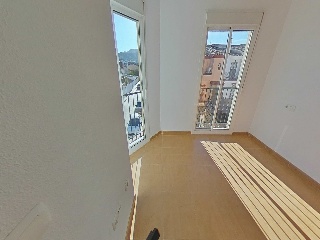 Piso con garaje y trastero en C/ Leopoldo Panero  7