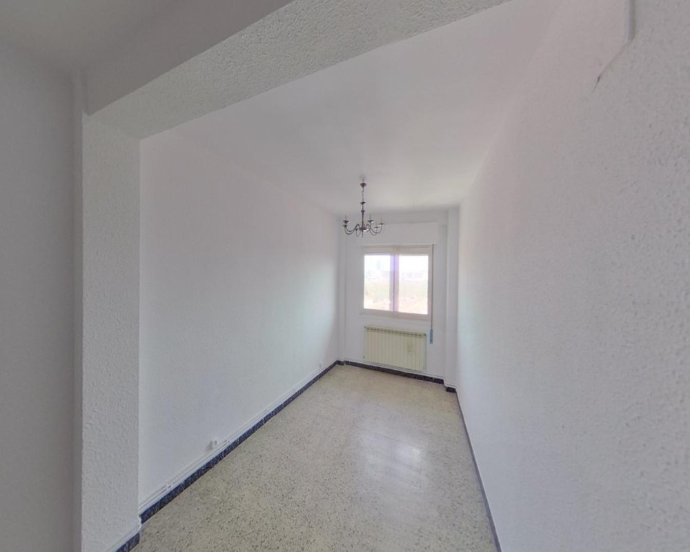 Piso en Av de la Almozara