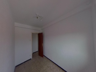 Piso en Av de la Almozara 17