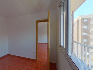 Piso en C/ Pedro Cabanes 16