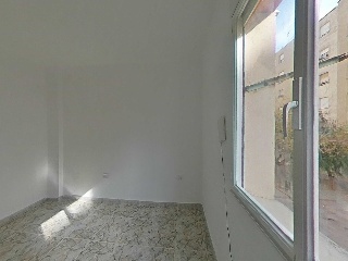 Piso en C/ Puigneulos, Girona 11