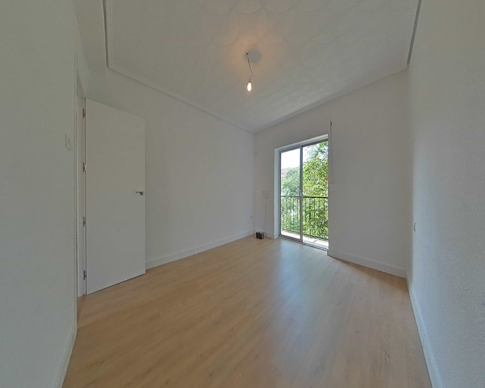 Piso en C/ Víctor Moya - Valencia -