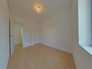 Piso en C/ Víctor Moya - Valencia - 10