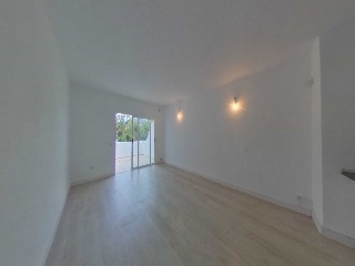 Planta baja en Av Arquitecto Gómez Cuesta 4