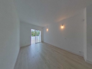 Planta baja en Av Arquitecto Gómez Cuesta 5