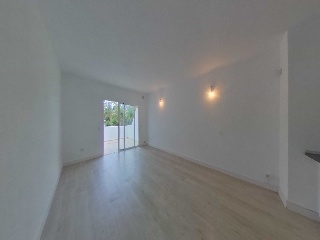 Planta baja en Av Arquitecto Gómez Cuesta 6