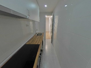 Piso en C/ Valmojado, Madrid  8