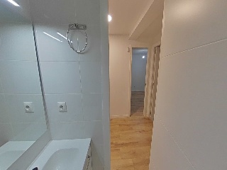 Piso en C/ Valmojado, Madrid  24
