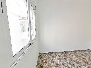 Piso en Avda Miraflores 11