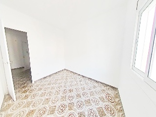 Piso en Avda Miraflores 15