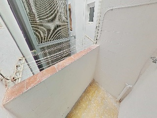 Piso en Avda Miraflores 24