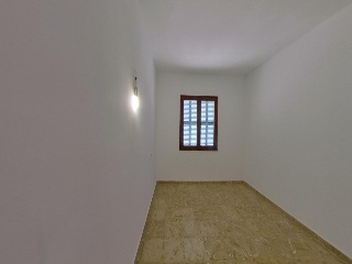 Piso en C/ Almendro 8