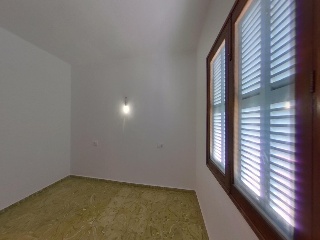 Piso en C/ Almendro 9