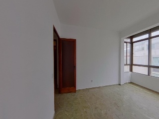 Piso en C/ Almendro 14