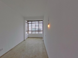 Piso en C/ Almendro 18