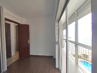 Apartamento en C/ Alhamar 4