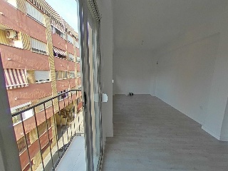 Piso en C/ La Yesa, Valencia 3