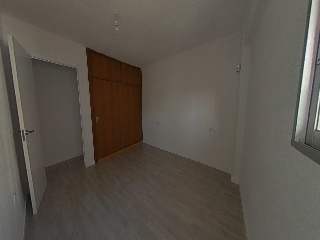Piso en C/ La Yesa, Valencia 9