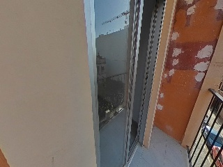 Piso en C/ La Yesa, Valencia 22