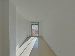 Piso y plaza de garaje en C/ Garbinet - Alicante - 4