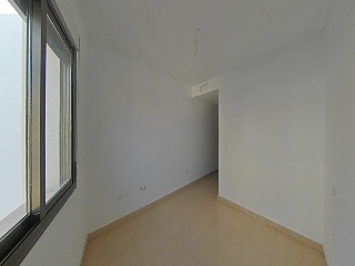 Piso y plaza de garaje en C/ Garbinet - Alicante - 7