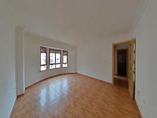 Piso en venta en Alicante de 110  m²