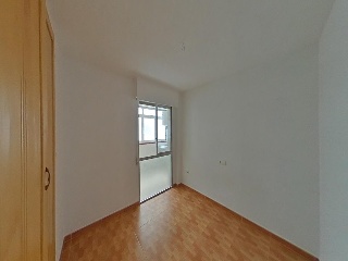Piso en Av Pintor Baeza 12