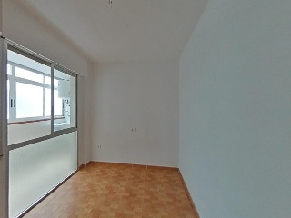 Piso en Av Pintor Baeza 14