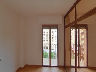 Piso en Av Pintor Baeza 18