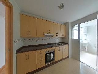 Piso en Av Pintor Baeza 25