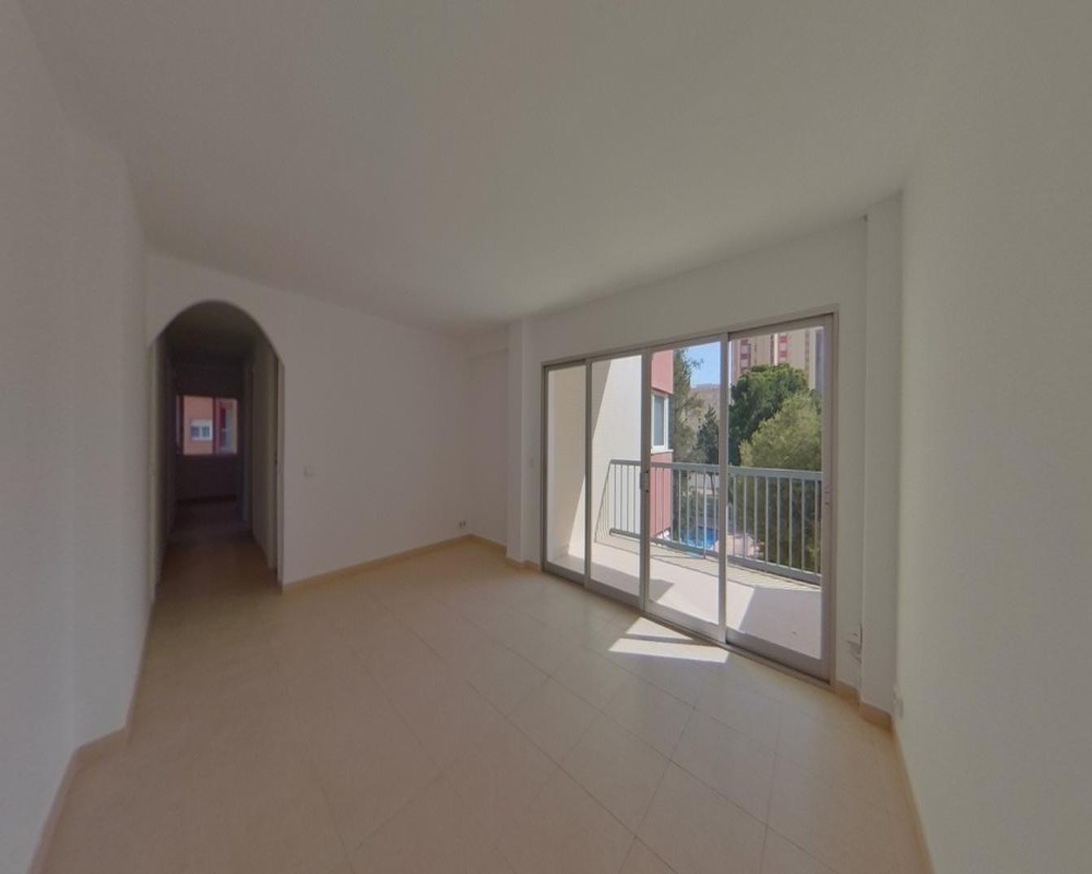 Vivienda en Av París, Benidorm (Alicante)