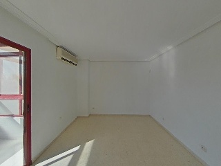 Vivienda en Avenida Doctor Jiménez Díaz 4