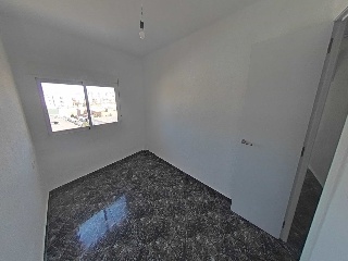 Piso en C/ Cortijo de Echarte 3