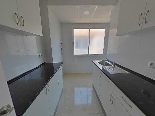 Piso en C/ Profesores Hermanos Muñoz, Alicante 28