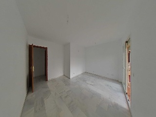 Vivienda en Av Andalucía - Estepona - 2