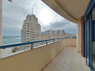 Piso en venta en Calpe de 87  m²