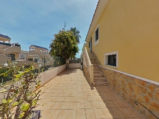 Vivienda adosada en C/ Ebro 26