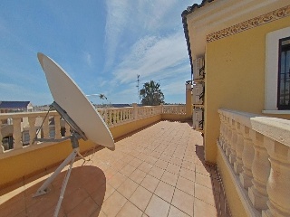 Vivienda adosada en C/ Ebro 27