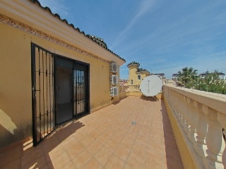 Vivienda adosada en C/ Ebro 32