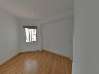 Piso en Av Montecarlo 9
