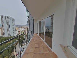 Piso en Av Montecarlo 27