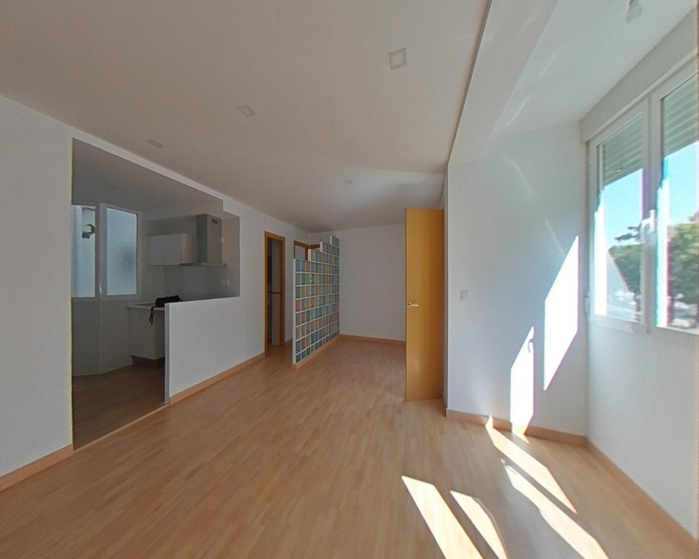 Piso en C/ Comandante Morales León - Sevilla -