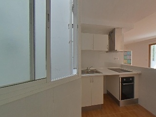 Piso en C/ Comandante Morales León - Sevilla - 23