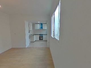 Piso en C/ Los Leones, Valencia 2