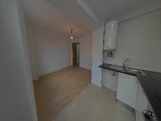 Piso en C/ Los Leones, Valencia 4