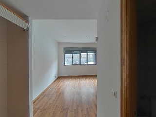 Estudio y Plaza de garaje en C/ Doctor Salgado - Madrid - 10
