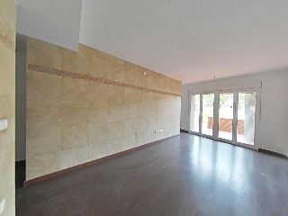 Chalet Adosado en C/ L´Isle D´Abeau 3