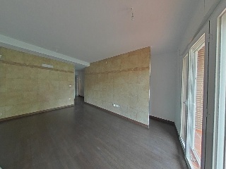 Chalet Adosado en C/ L´Isle D´Abeau 6