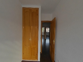 Chalet Adosado en C/ L´Isle D´Abeau 18